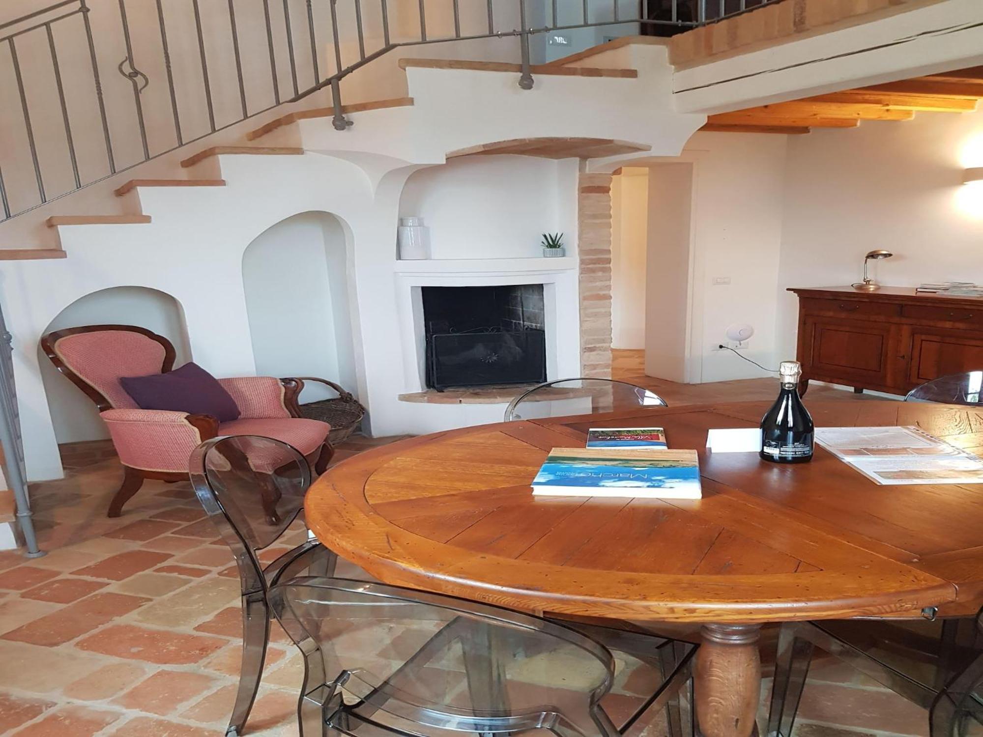 Loft In A Beautiful Villa With Swimming Pool Monsano Εξωτερικό φωτογραφία